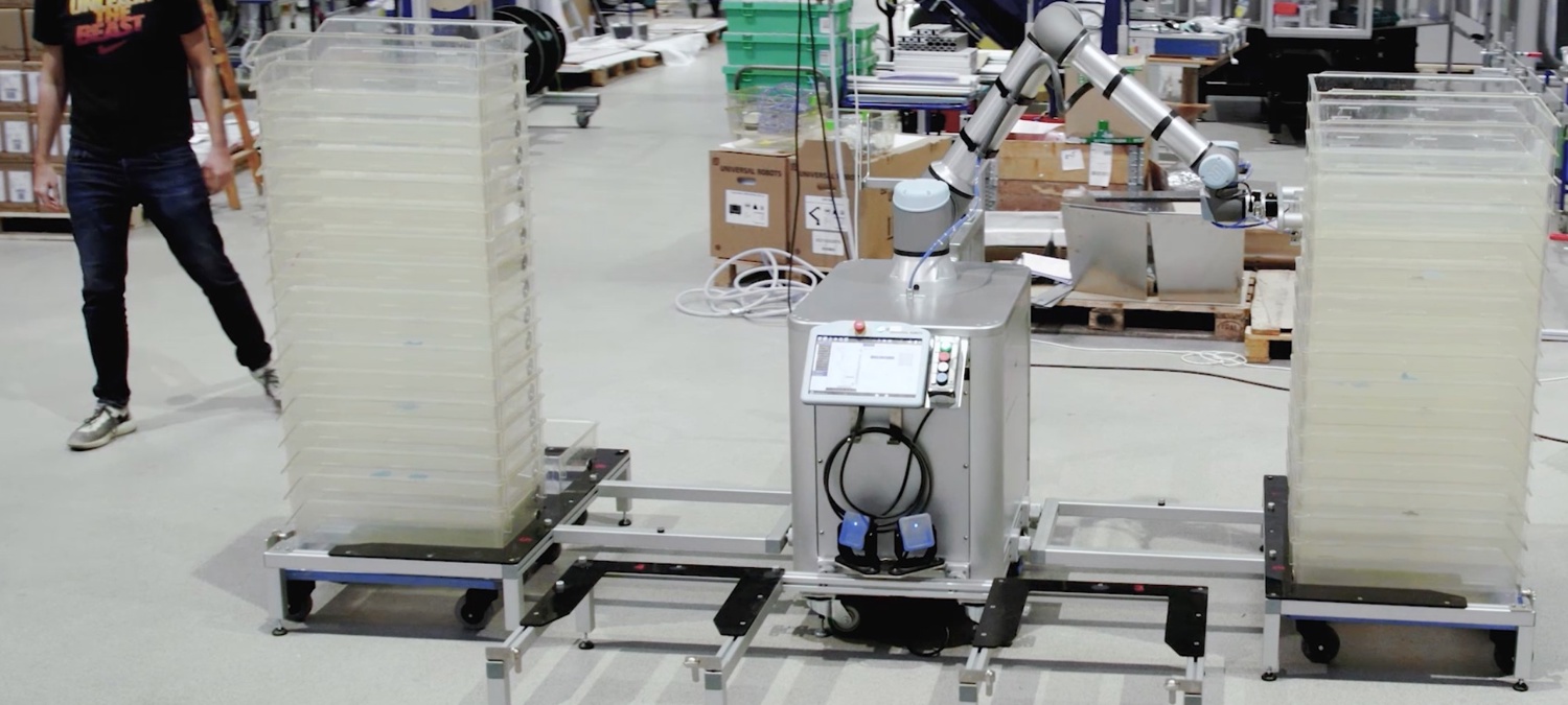 Two collaborative robots for a large pharmaceutial company